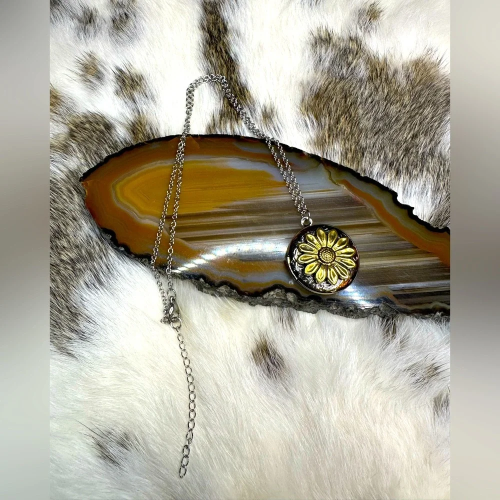 Sunflower Vintage Locket Necklace New Boho Country Western gift mother daughter - Picture 1 of 12